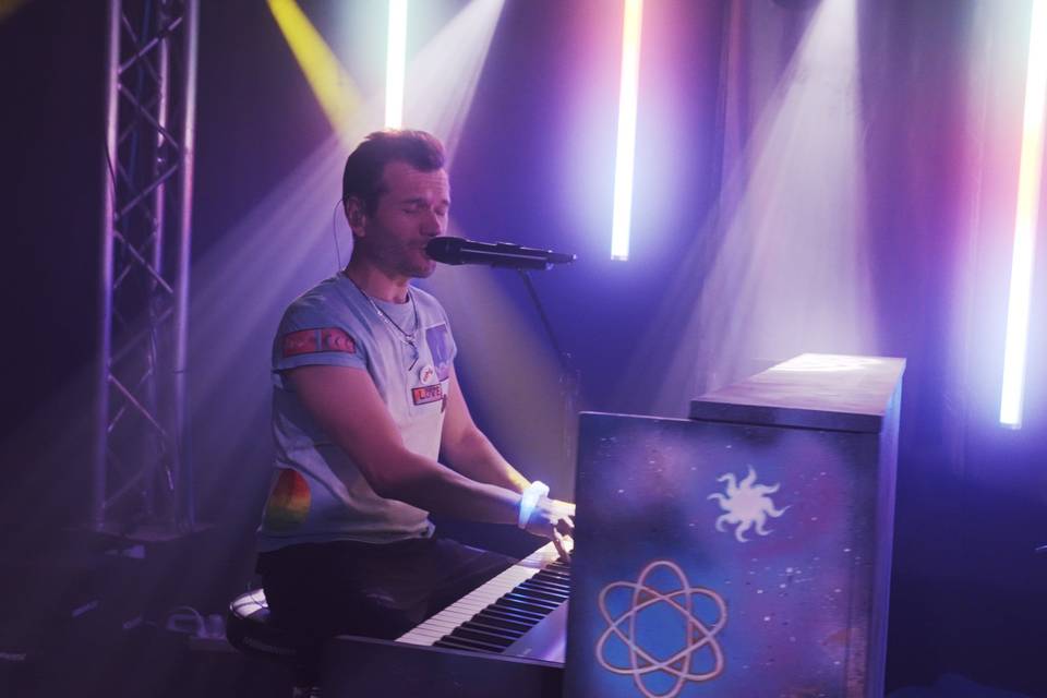 Up&Play Coldplay Experience