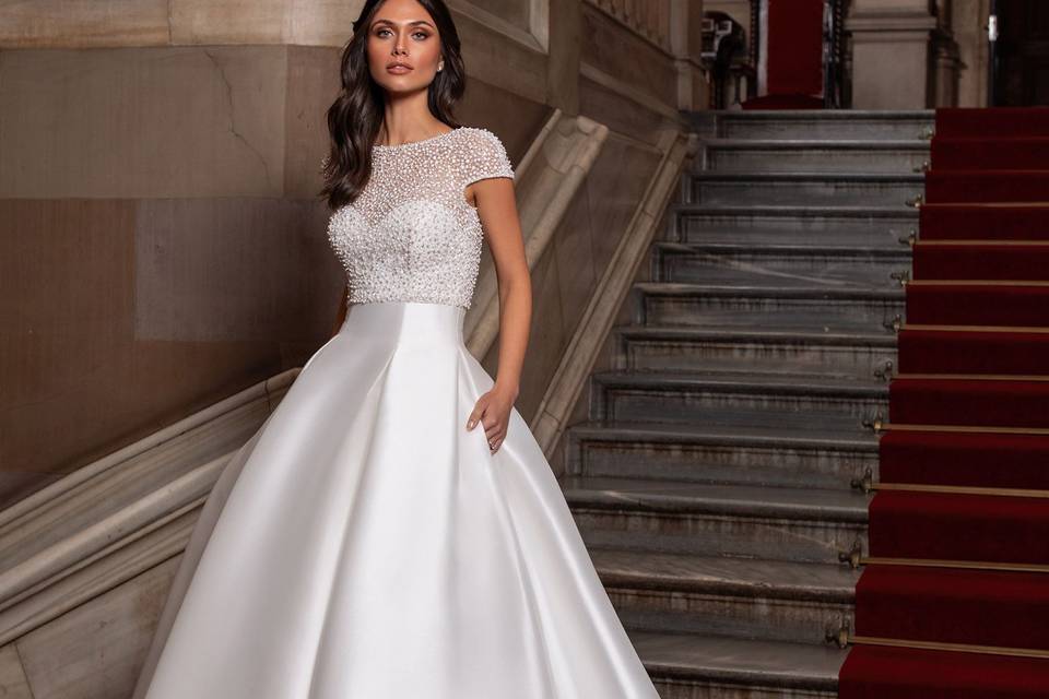 Pronovias collezione 2023