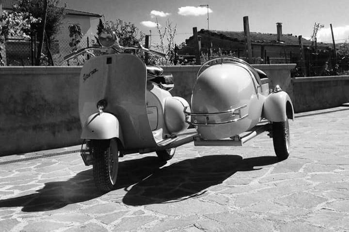 Vespa sidecar 3 posti