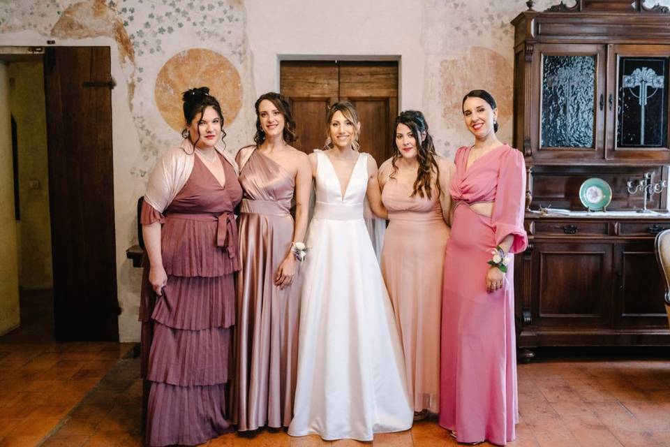 Sposa e damigelle