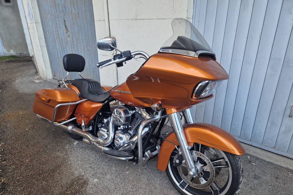 Motocicletta Harley Davidson Road Glide
