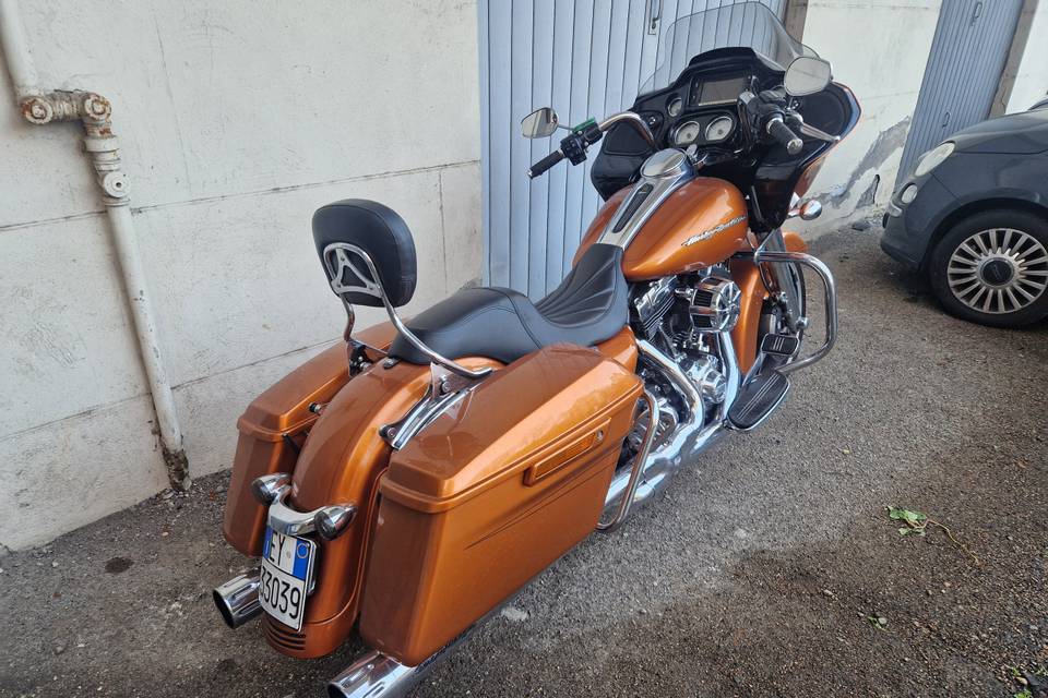 Motocicletta Harley Davidson Road Glide