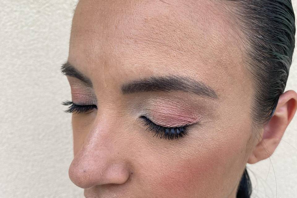 Make-up invitata