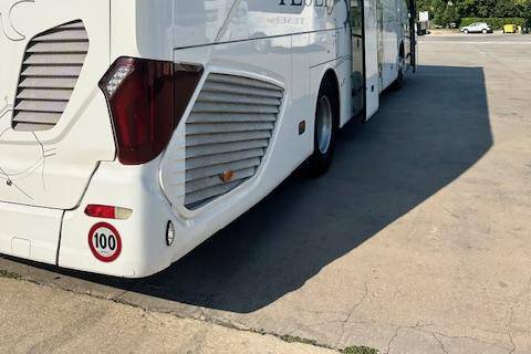Bus 53 posti