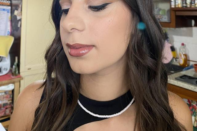 Soft makeup