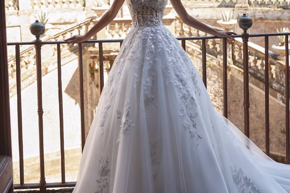 MORI LEE 2027
