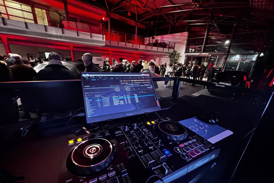 DJ set audi
