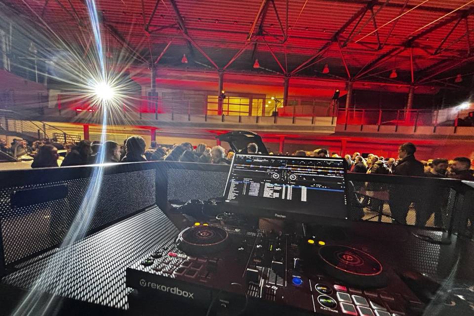 DJ set audi