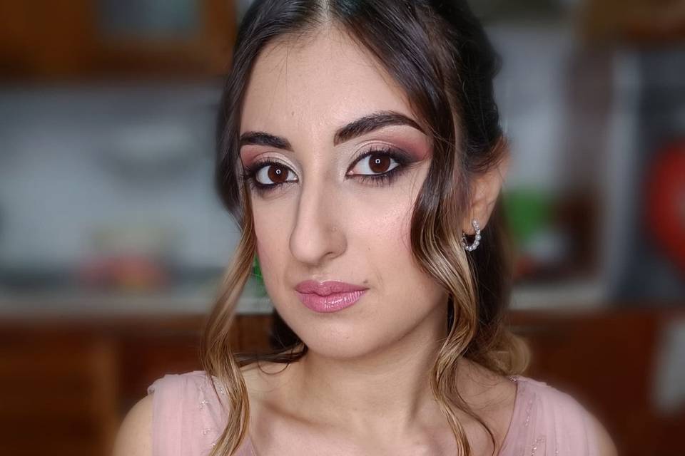 Mina Tonziello Make up Artist