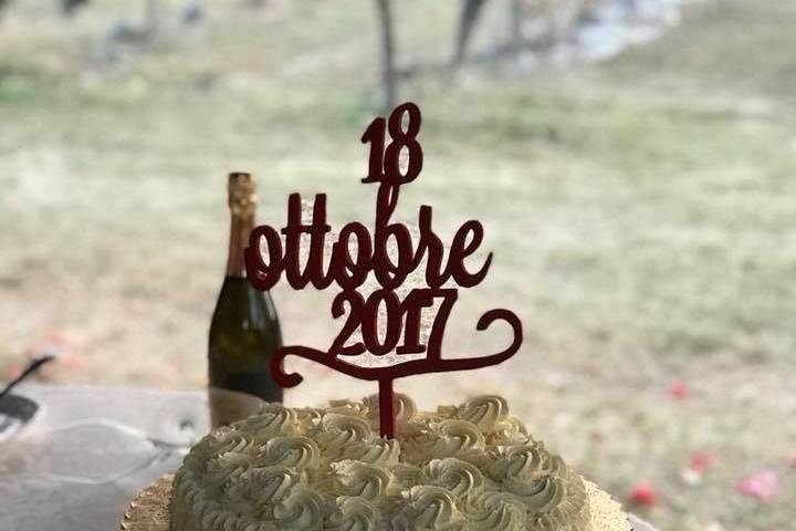 Cake topper