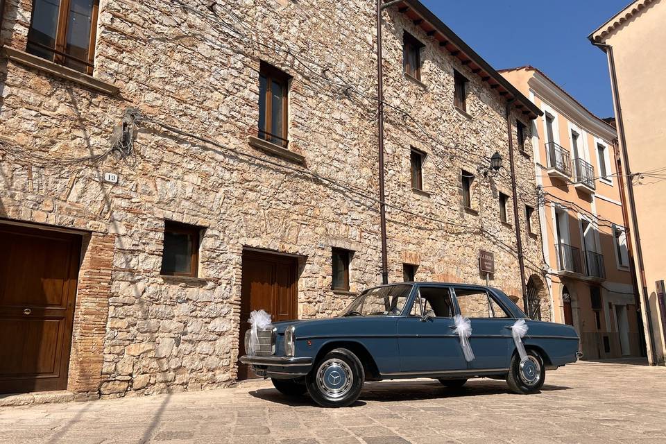 Mercedes W115