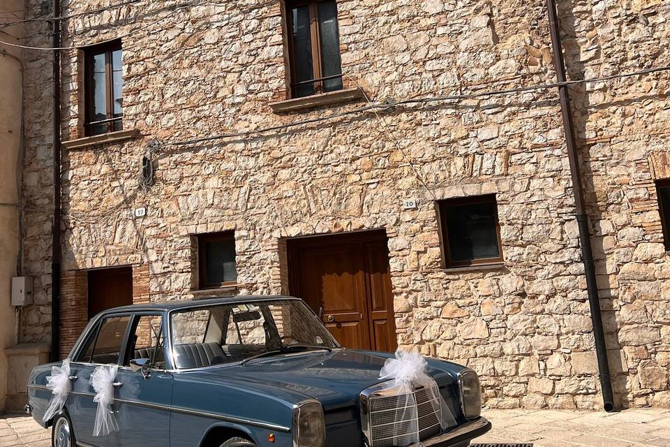 Mercedes W115
