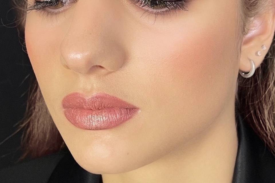 Soft Glam Make Up