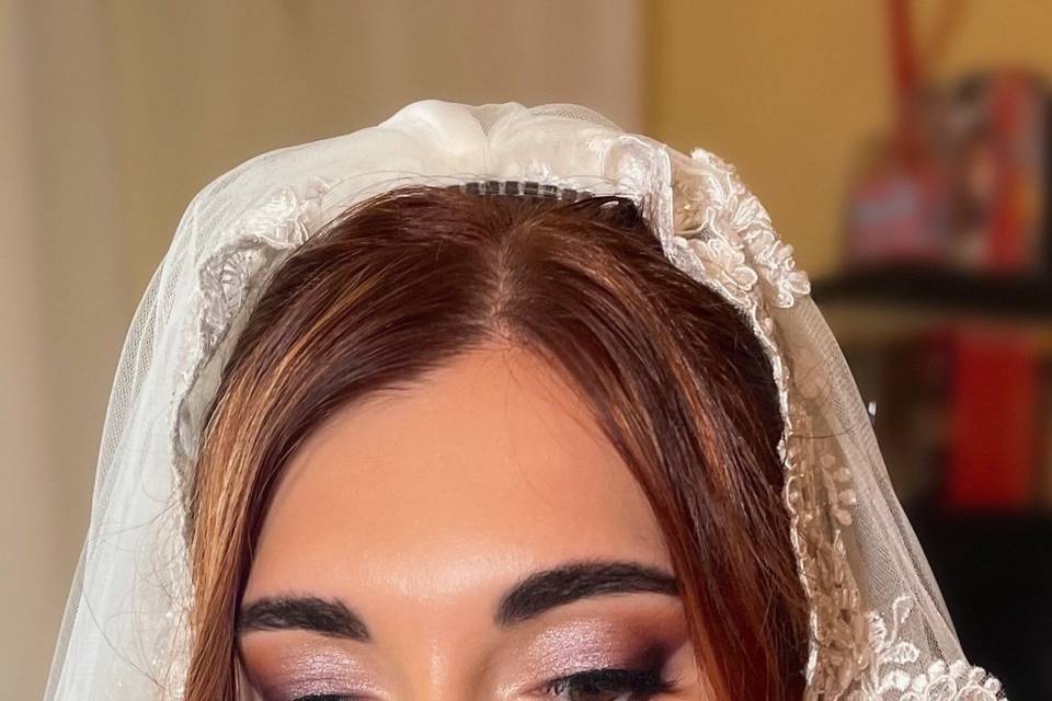 Glam Bridal Make-up