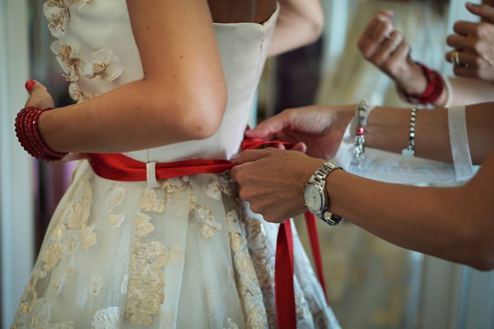 Preparativi sposa abito