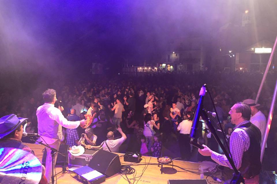 Tonuccio B Folk Band