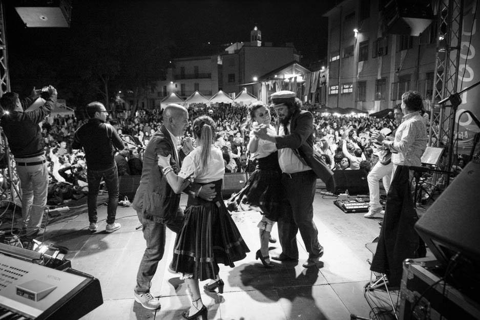 Tonuccio B Folk Band