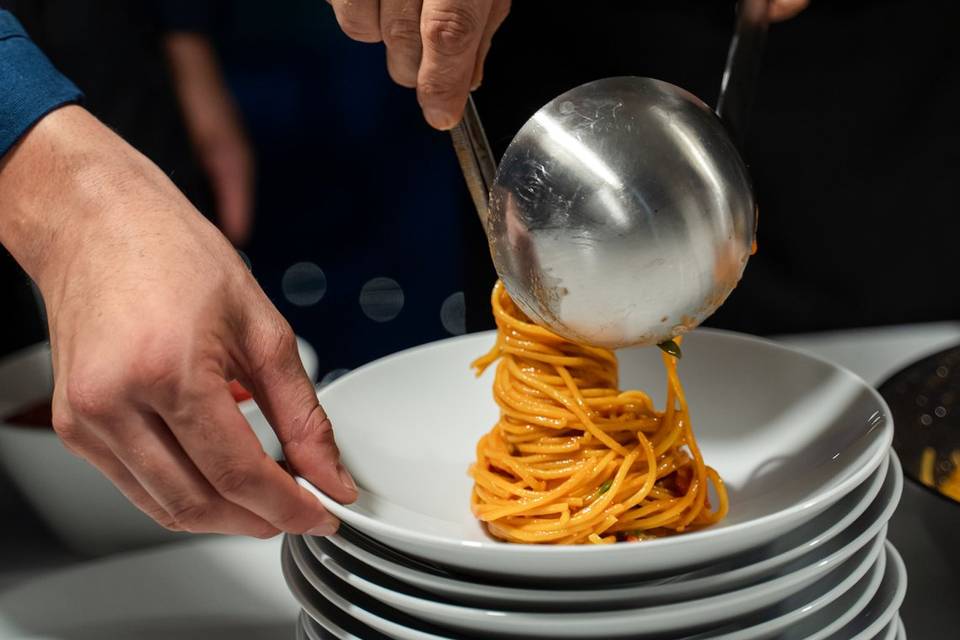 Live cooking