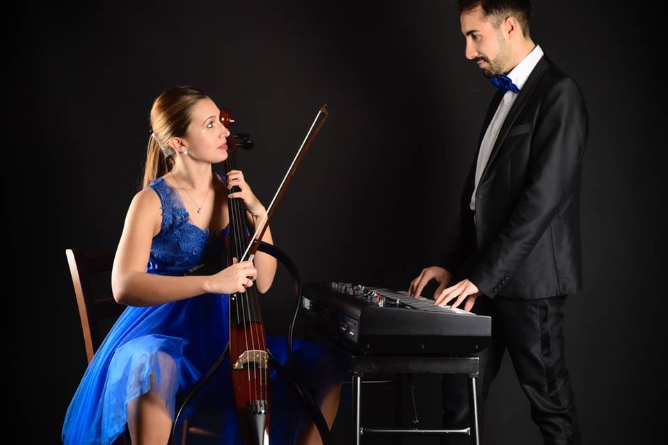 Duo Violoncello elettrico e pf