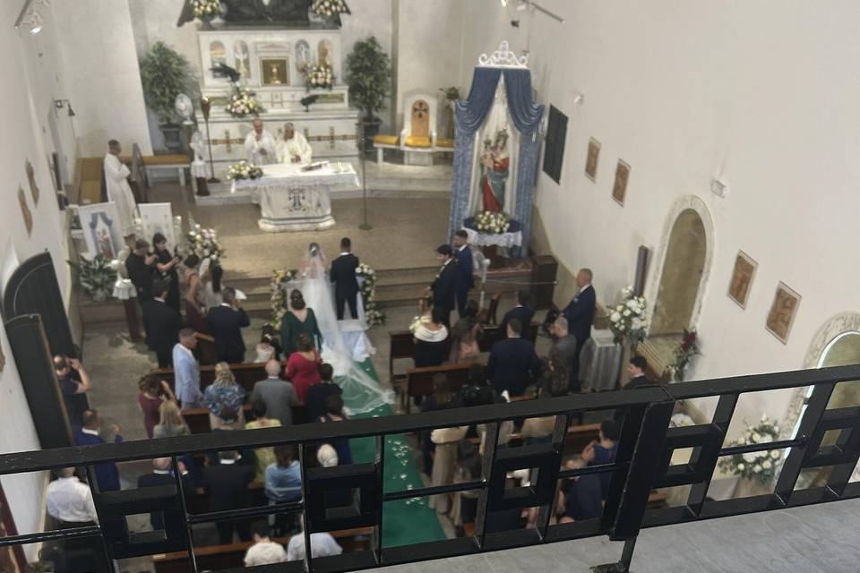 Performance in chiesa