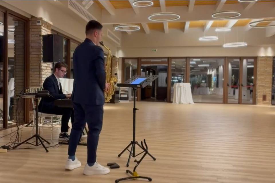Performance in sala