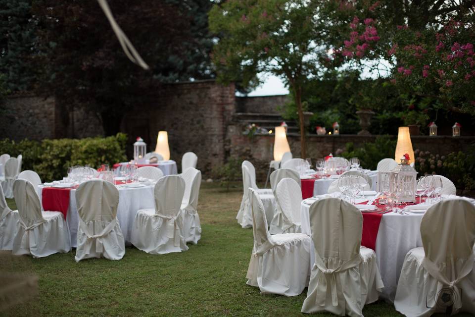 Cena in giardino