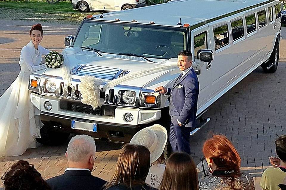 Affitto hummer limousine prato