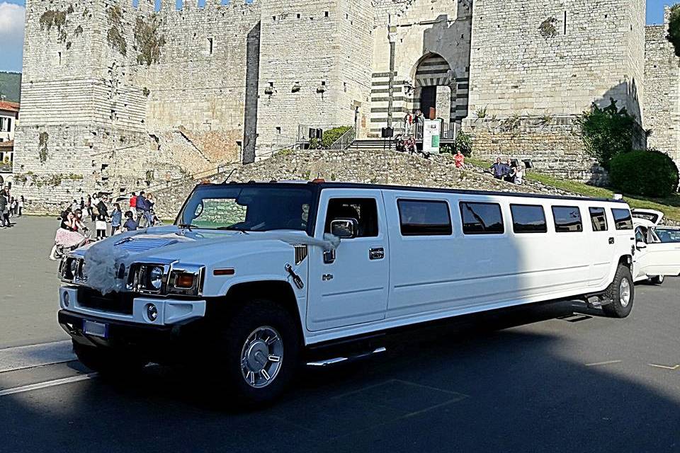 Affitto hummer limousine lucca