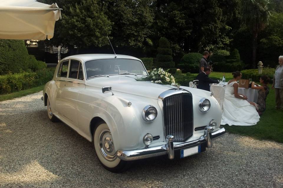 Noleggio bentley matrimonio