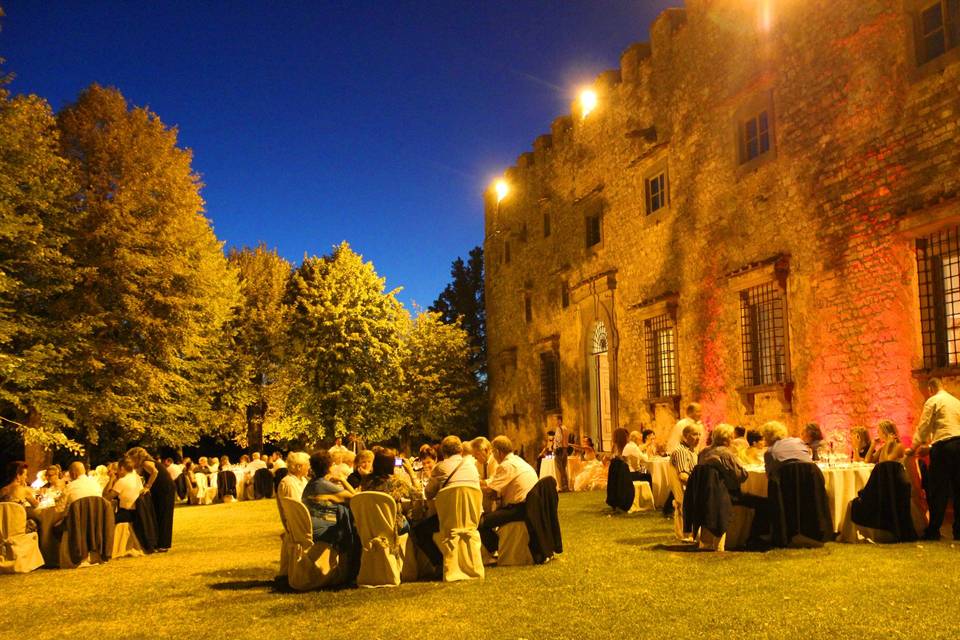 Cena in giardino