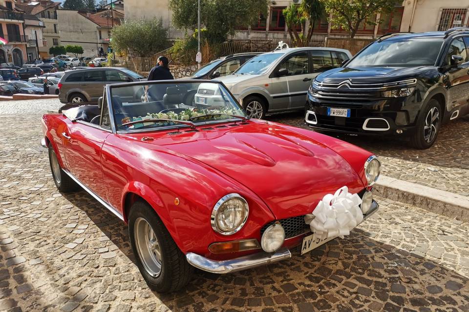 Fiat 124 frontale