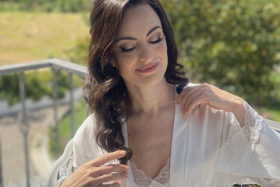Bridal make-up