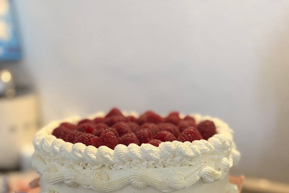 Lambeth wedding cake