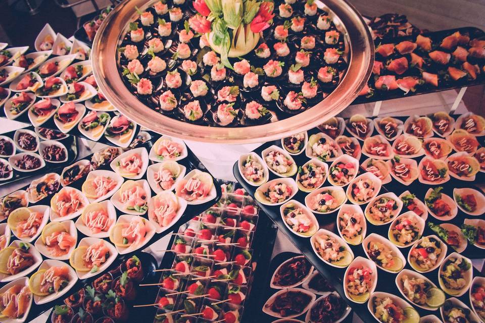 Buffet finger food