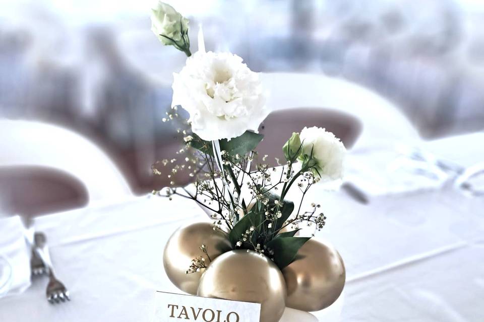 Centro tavola con fiore