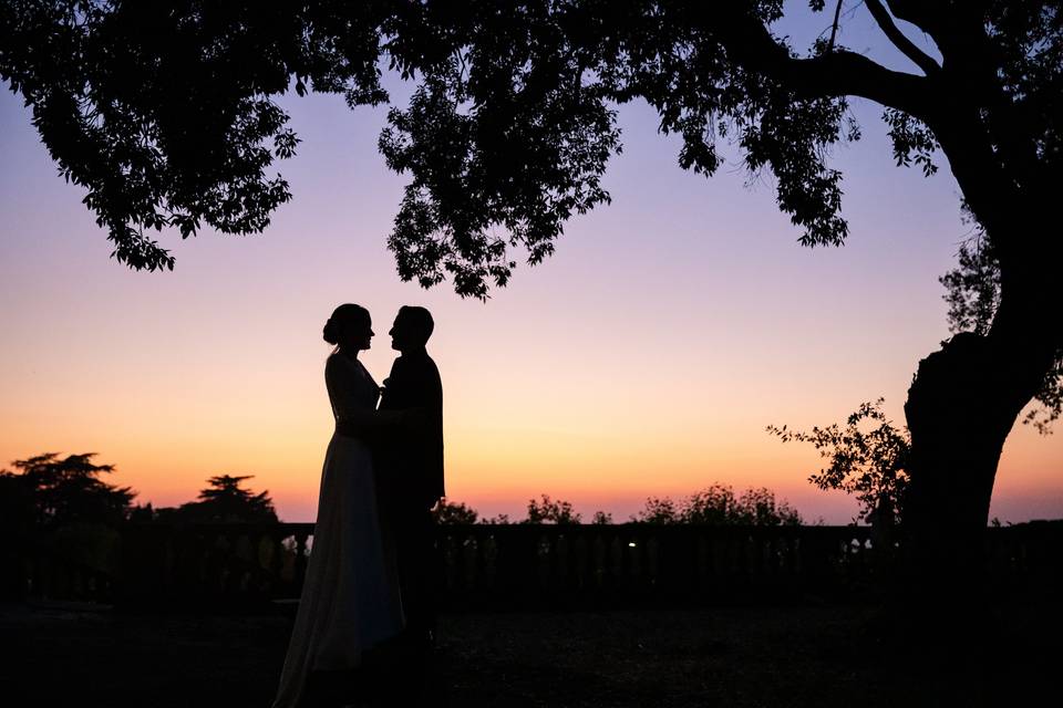 Sposi: controluce al tramonto