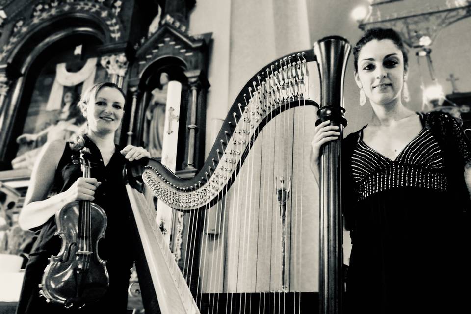 Trio violino voce e chitarra