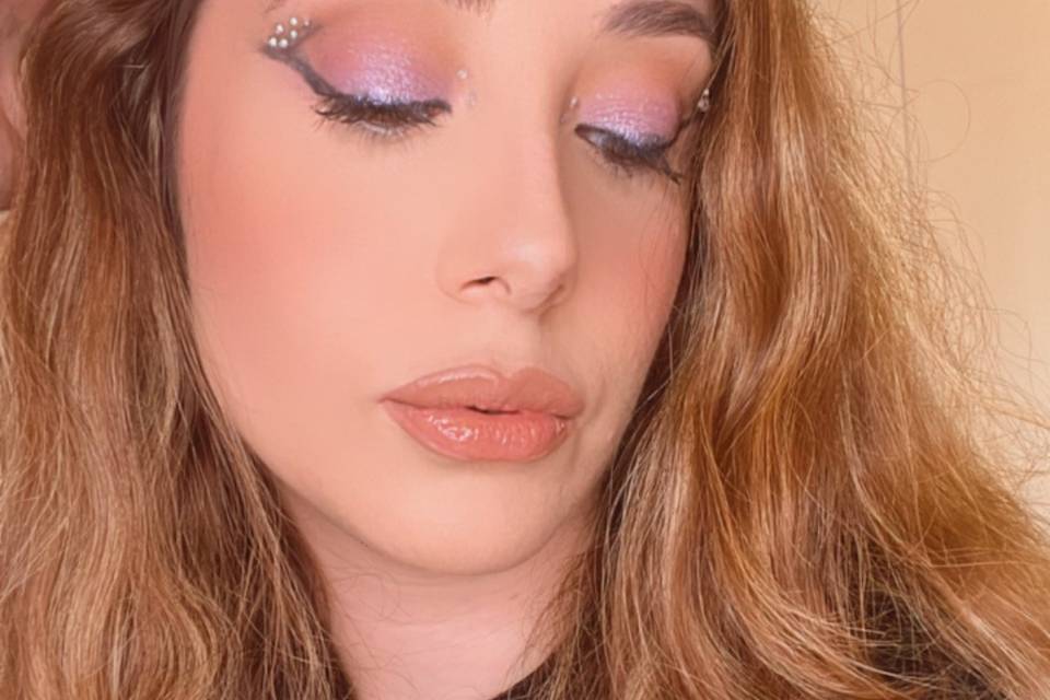 Lilac make-up