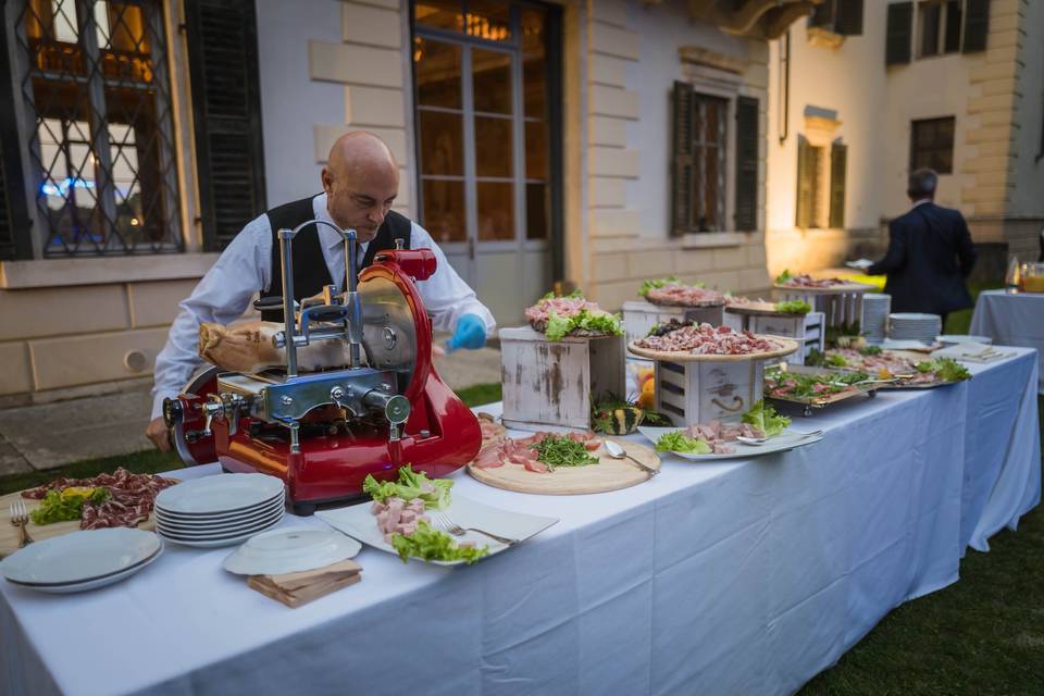 Durante il buffet antipasti