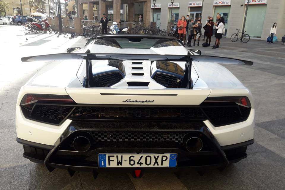 Lambo Huracan Performante