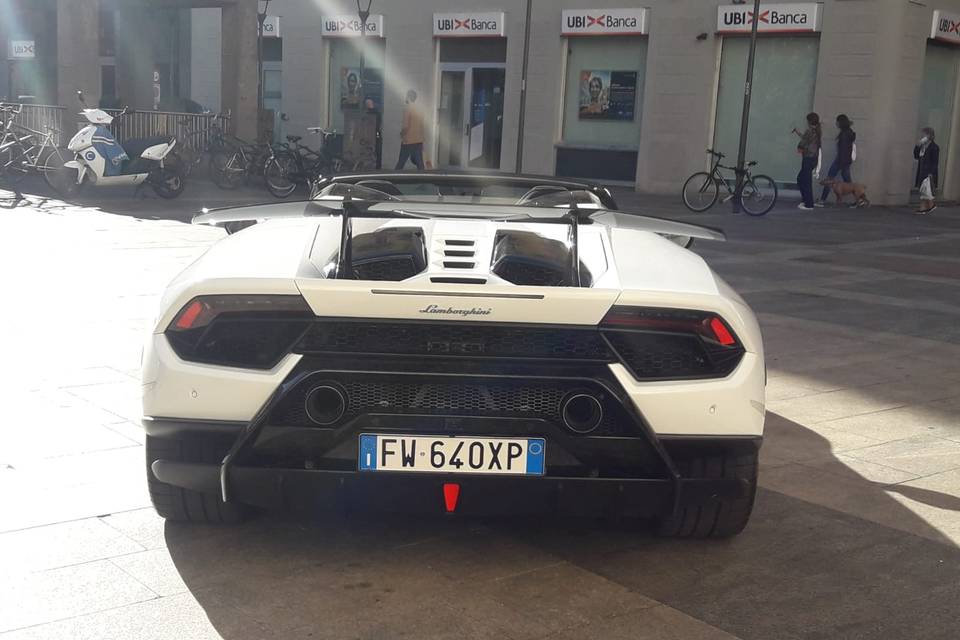 Lambo Huracan Performante