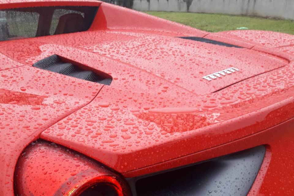 Ferrari 488 spider