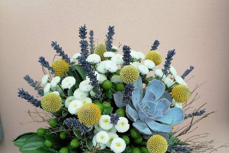 Bouquet con pianta grassa