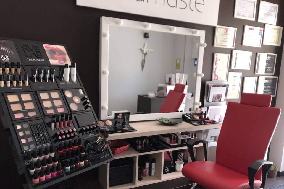 Makeup Zone