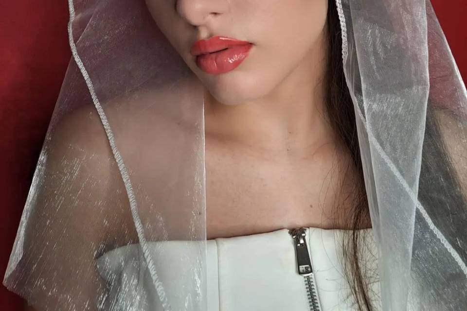 Bridal make-up