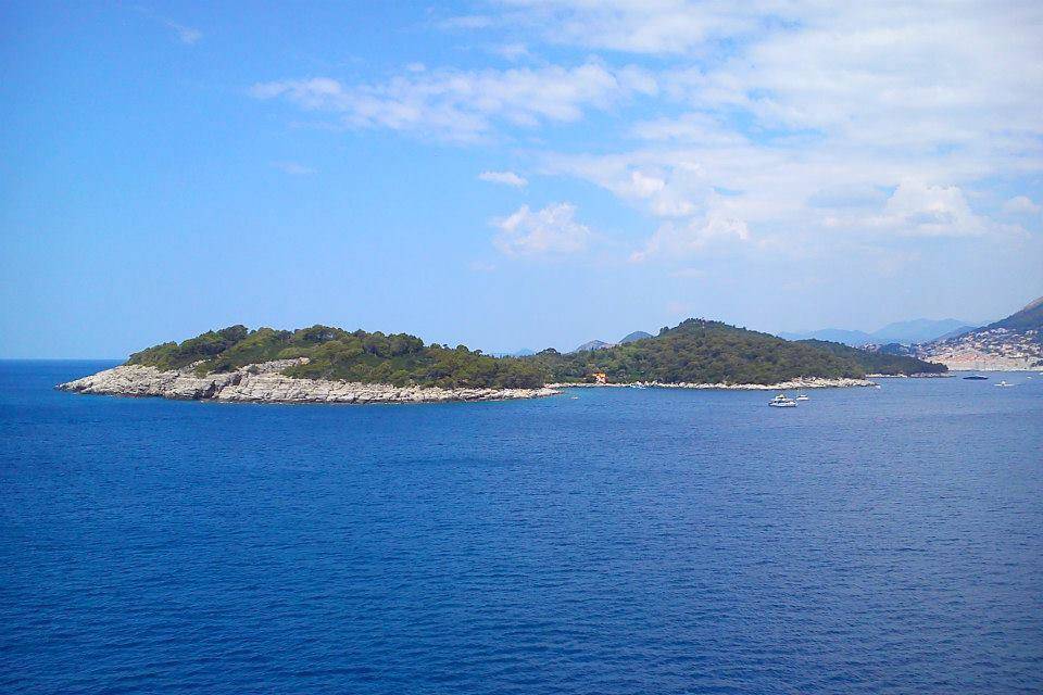 Incantevole mare blu