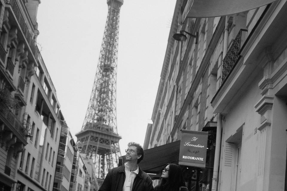 Engagement session a Parigi