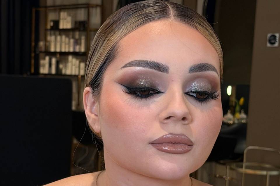 Full Glam