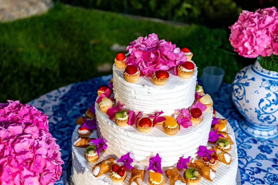 Torta di pasticcini