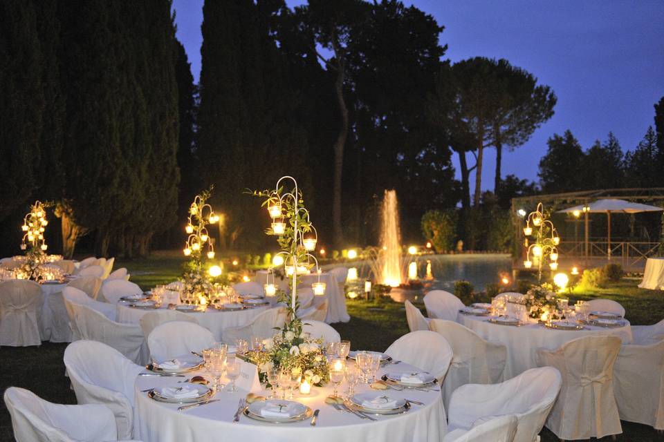 La cena al prato e sul lago